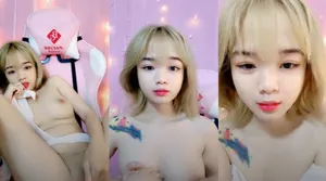 Gấu việt tự sướng khoe hàng ngon